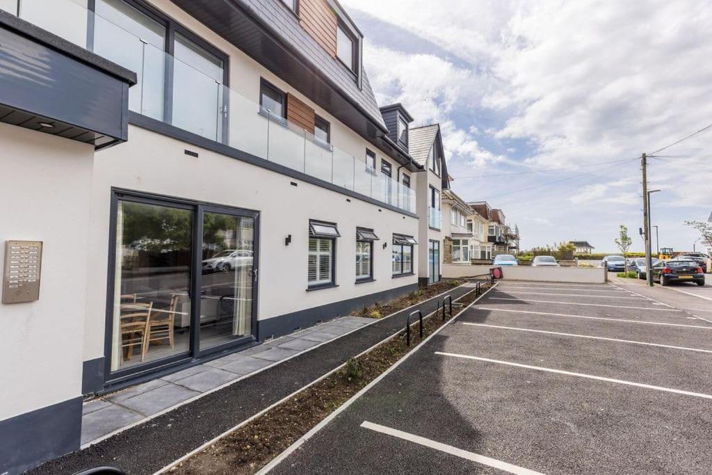 Modern 2 Bed, Cliff Top & Parking, F6 ボーンマス エクステリア 写真